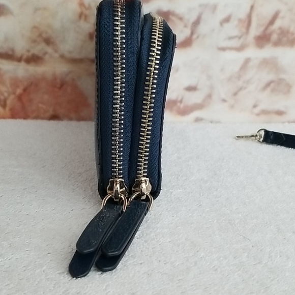 New kate spade Jeanne Large Carryall Wristlet - Picture 4 of 8